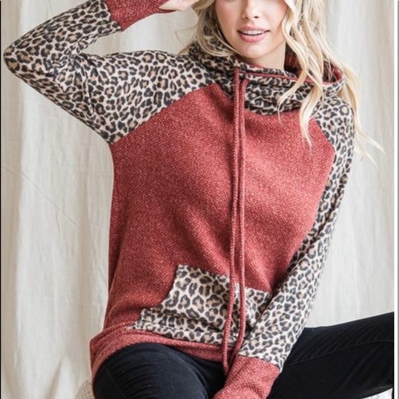 NWT Rust/Leopard Print Turtleneck Hoodie Sweater - Picture 2 of 9
